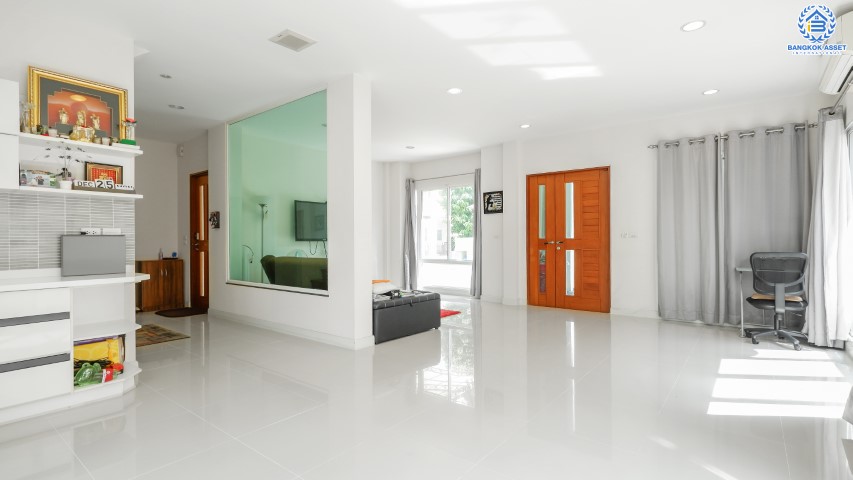 บ้านเดี่ยวมือสองย่านนนทบุรี ม.บางกอก บูเลอวาร์ด ราชพฤกษ์-พระราม5 หลังมุม! เนื้อที่ 56 ตร.ว. ตกแต่ง Built-in ฟังก์ชัน 3 ห้องนอน 4 ห้องน้ำ 2 ที่จอกรถ พร้อมอยู่ บนทำเลเดินทางสะดวก ติดถนนราชพฤกษ์ ใกล้วงเวียนพระราม 5 , The Walk ราชพฤกษ์...